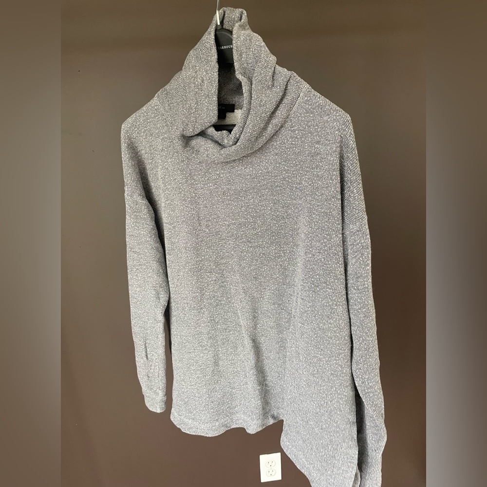 J Crew grey turtleneck sweatshirt size L